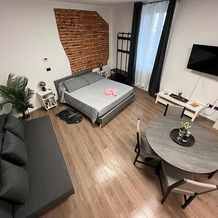 Regis B&B Appartamenti Centro Storico Chivasso Eksteriør billede