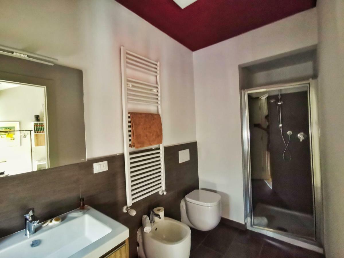 Regis B&B Appartamenti Centro Storico Chivasso Eksteriør billede