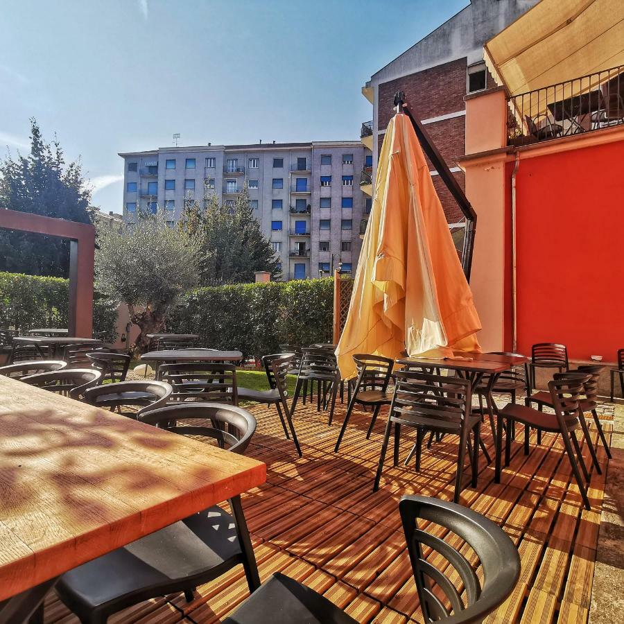 Regis B&B Appartamenti Centro Storico Chivasso Eksteriør billede